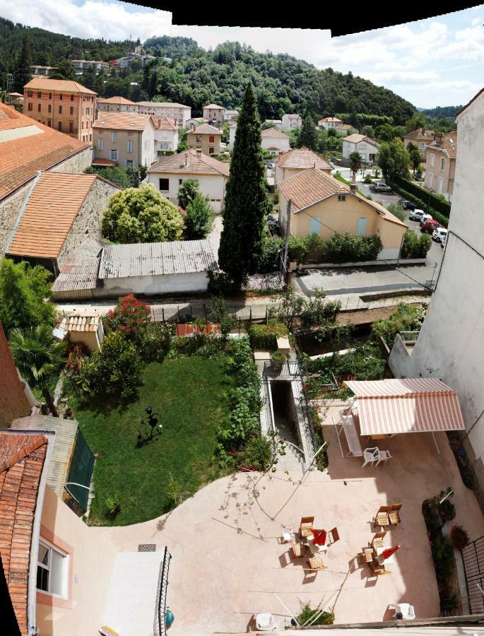 Hotel Restaurant Les Touristes Vals-les-Bains Exterior foto